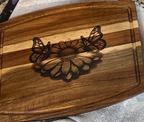 Engraved Honeybee Acacia Cutting Board 🐝